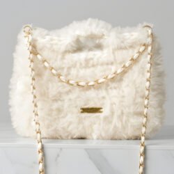 Szőrös horgolt táska több színben